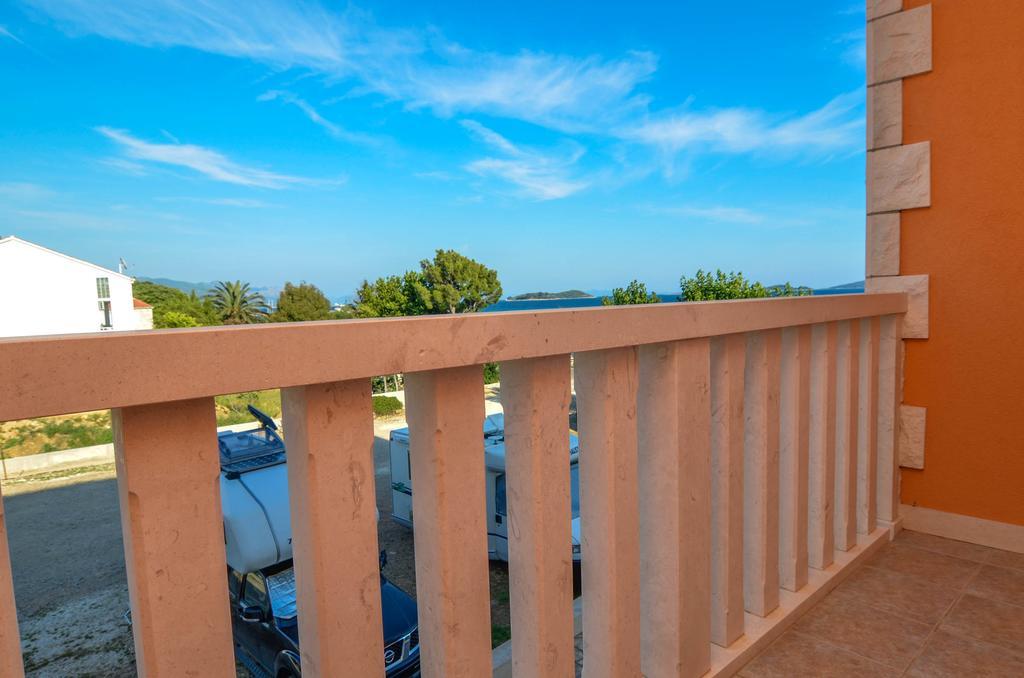 Apartments Villa Iva Orebić Rum bild