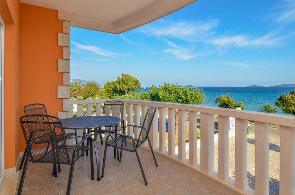 Apartments Villa Iva Orebić Rum bild